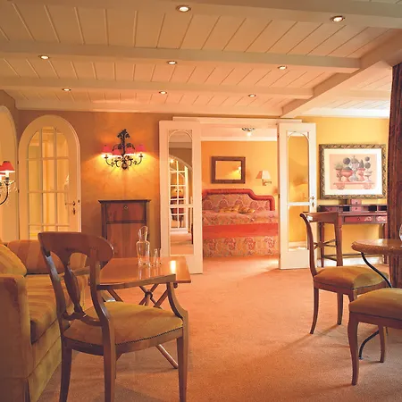 Hotel Edelweiss 4*