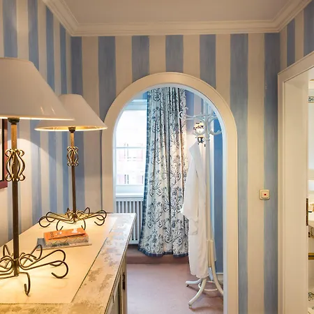 Edelweiss 4*